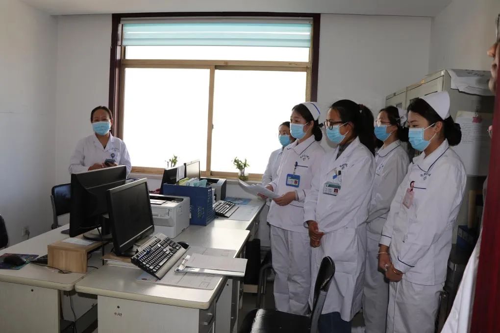 无码破解
开展急救应急能力提升专项培训