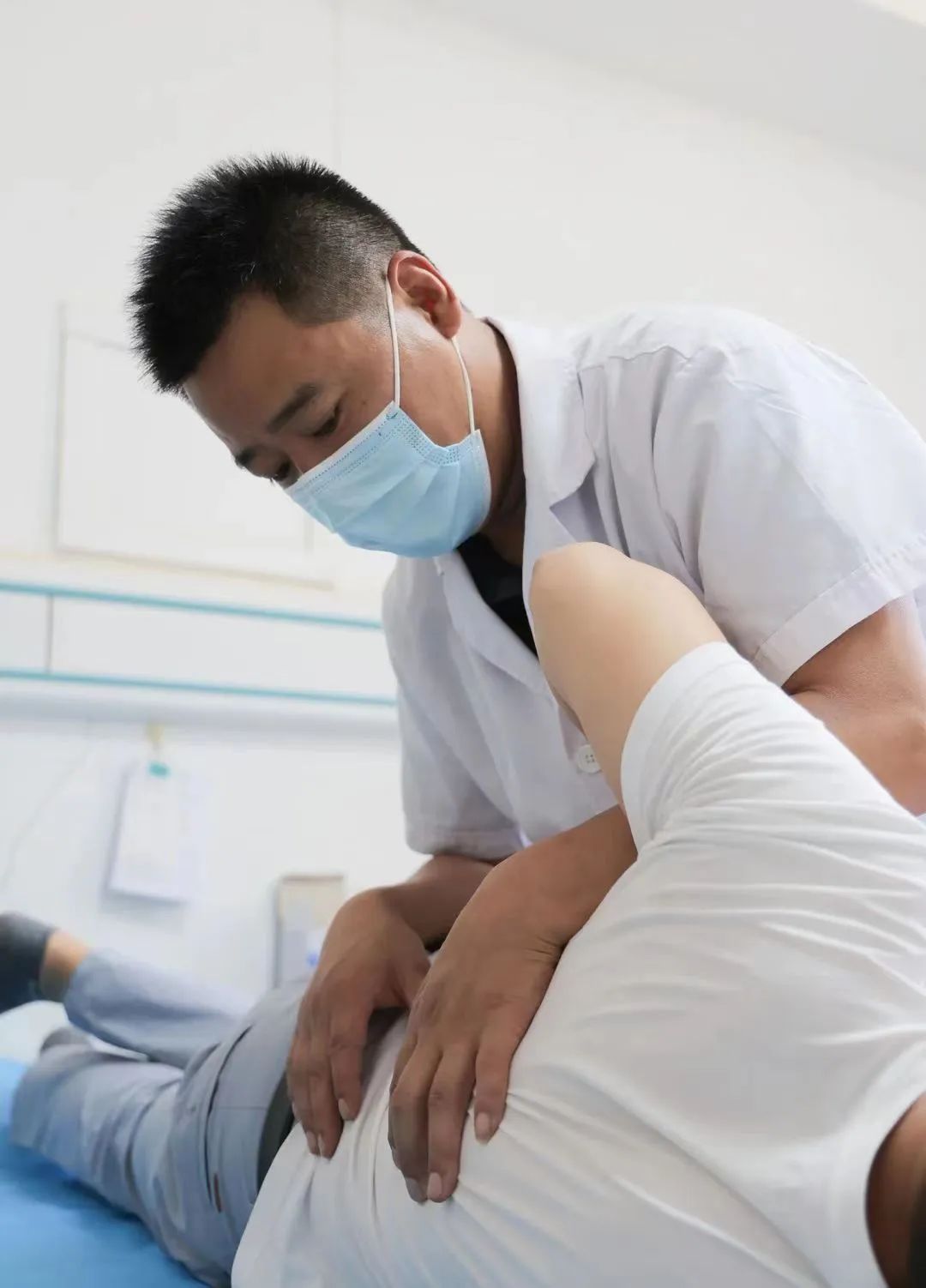 无码破解
骨伤科