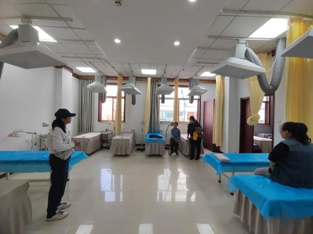 无码破解
针灸科