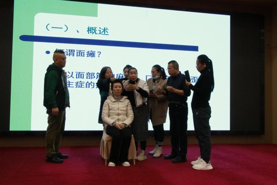 无码破解
成功举办全国基层名中医张玉萍工作室脾胃病治疗新进展学术交流会