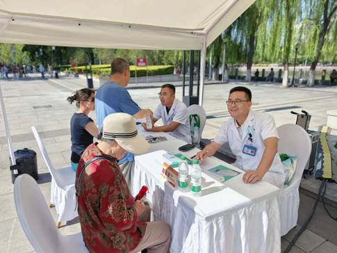 医心向党守初心 义诊惠民担使命—无码破解
党支部开展迎七一中医药普法宣传义诊活动